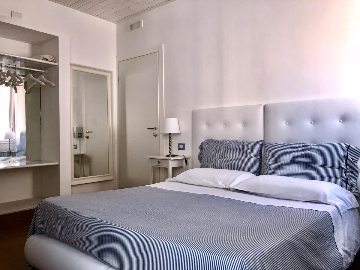 Sant'Agostino Suites & Rooms 马扎拉德尔瓦洛 外观 照片